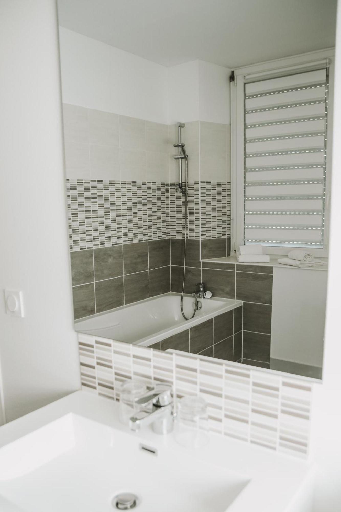 La Belle Epoque Apartment Damparis Екстериор снимка